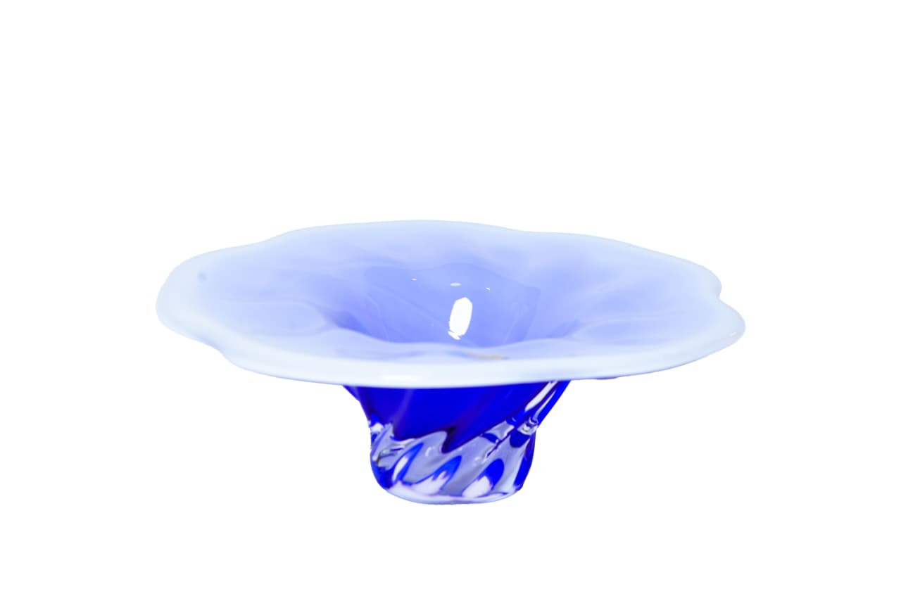 Coupe décorative en verre bleu royal